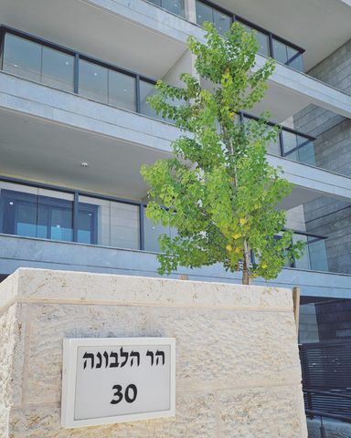 הר הלבונה 30