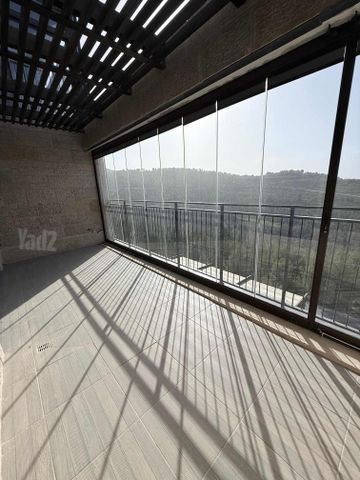 דירה למכירה בירושלים — 2
