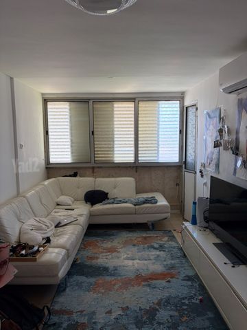 יצחק גרינבוים 24