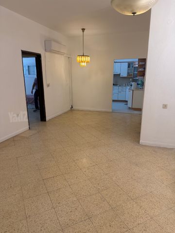יהושע חנקין 34