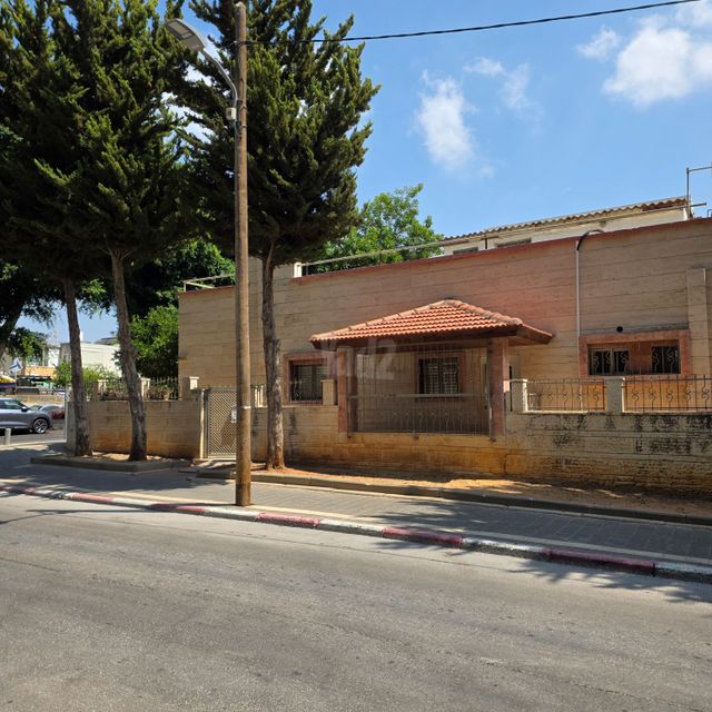 בית פרטי/ קוטג' להשכרה בתל אביב יפו — 4