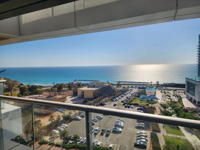 יוסף לפיד 3