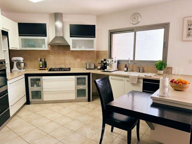 Ashdod, Israel 8