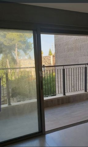 דירה למכירה בירושלים (תיווך) — 4
