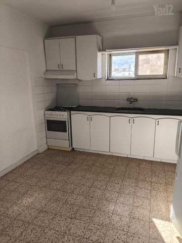 ציון בהלול 