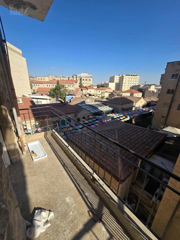 דירה להשכרה בירושלים (תיווך) — 3