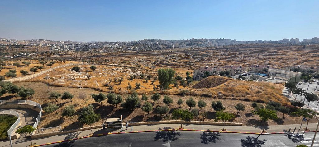 דירה להשכרה בירושלים (תיווך) — 2