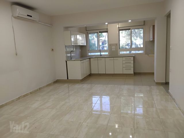 דירה להשכרה בירושלים (תיווך) — 2