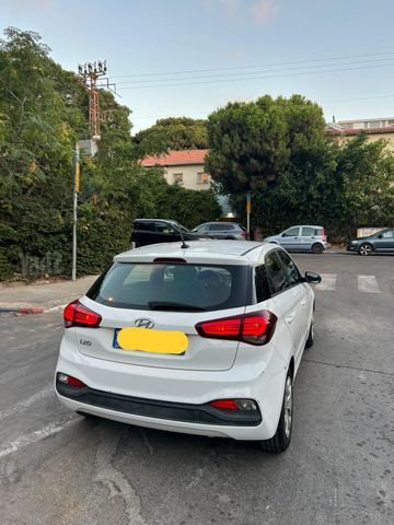 מודעת רכב יונדאי i20
