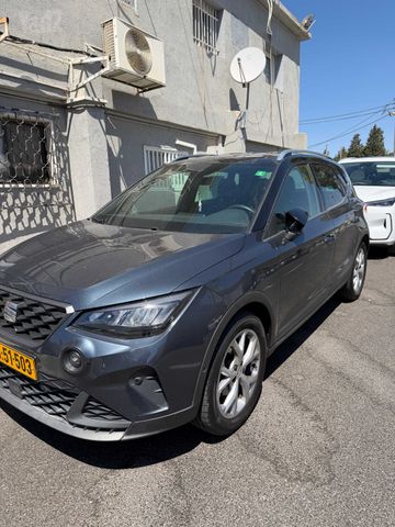 מודעת רכב סיאט ארונה