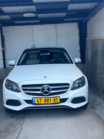 מודעת רכב מרצדס-בנץ C-class