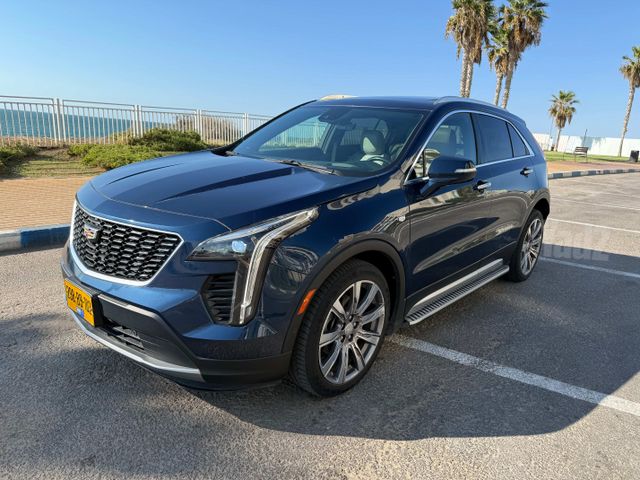 מודעת רכב קאדילק XT4