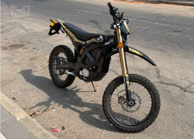 מודעת רכב סורון ULTRA BEE T