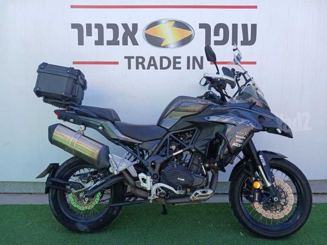 מודעת רכב בנלי TRK502X