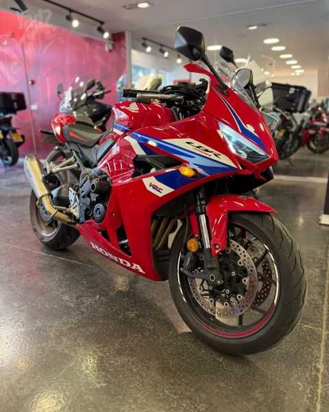 מודעת רכב הונדה CBR650R