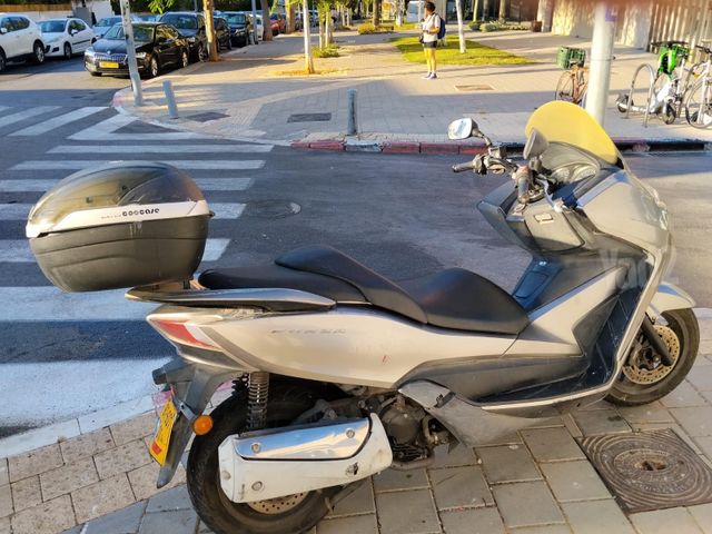 מודעת רכב הונדה FORZA300