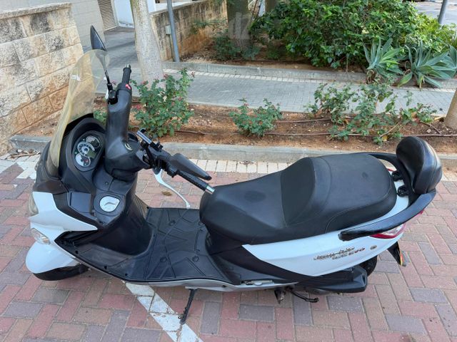 מודעת רכב סאן יאנג ג'וי רייד 125