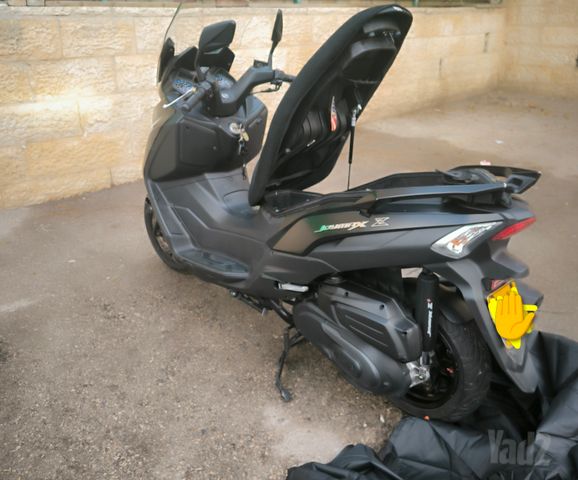 מודעת רכב סאן יאנג ג'וי-מקס Z-250