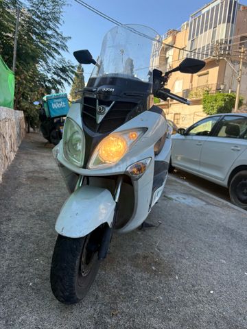 מודעת רכב סאן יאנג ג'וי רייד 125