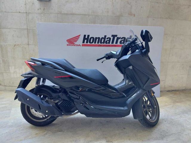 מודעת רכב הונדה FORZA125