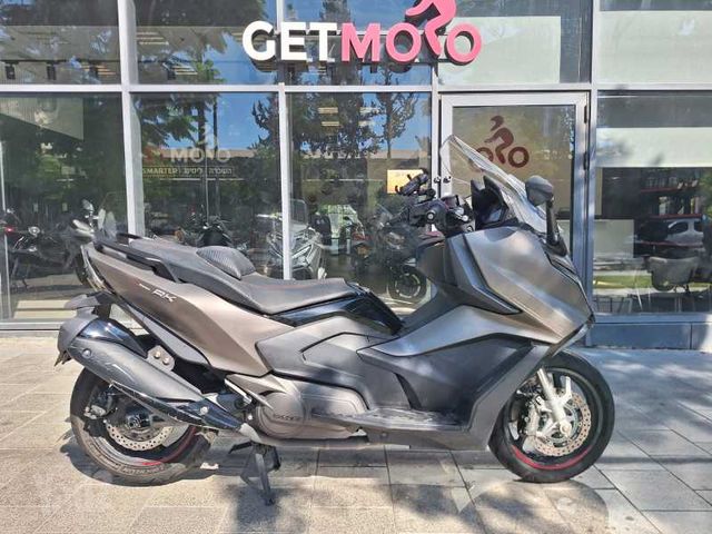 מודעת רכב קימקו AK 550