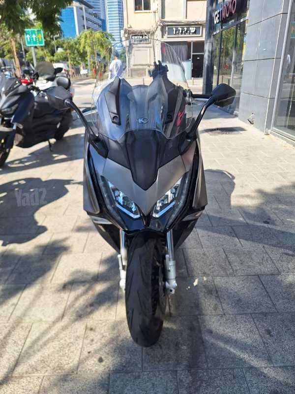קימקו AK 550