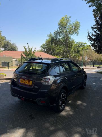 מודעת רכב סובארו XV 1