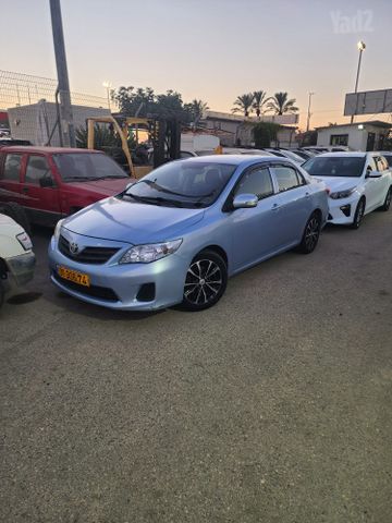 מודעת רכב טויוטה קורולה