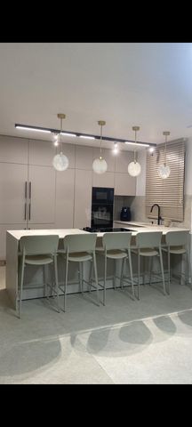 הפרחים 8