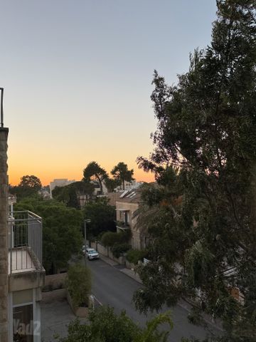 דירה למכירה בירושלים — 3