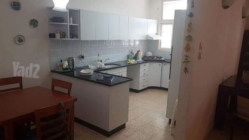 הנשיא הראשון 19