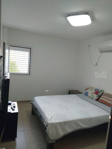 המייסדים 2