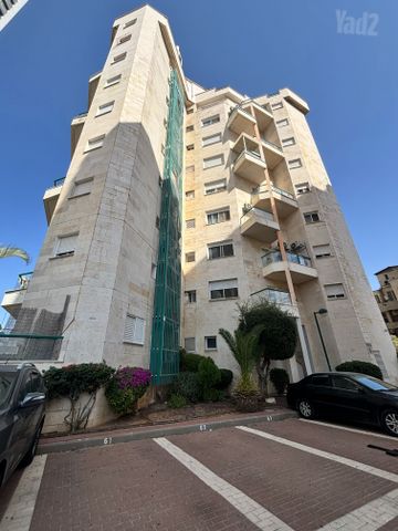הרב נסים 