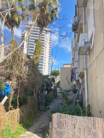 Haifa, Israel 12