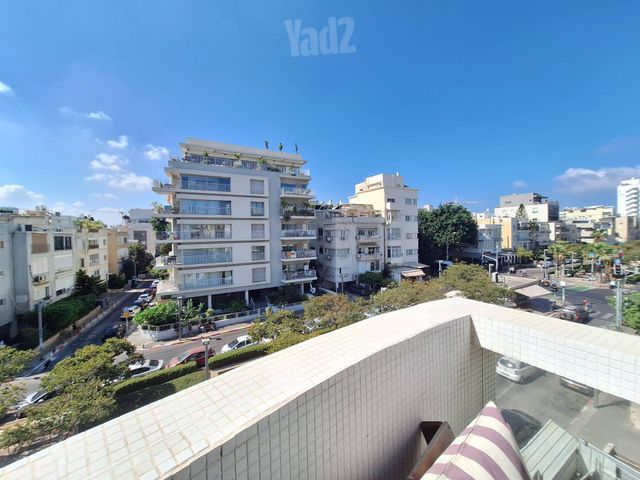 דירה למכירה בתל אביב יפו (תיווך) — 2