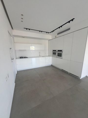 דירה להשכרה בתל אביב יפו (תיווך) — 2