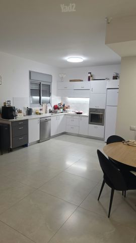 Haifa, Israel 6