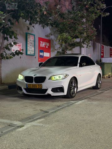סדרה 2 Luxury 220i אוט׳ 2.0 (184 כ״ס) [2014-2017]