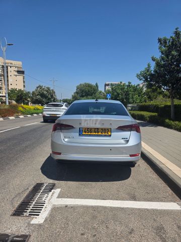 מודעת רכב סקודה אוקטביה