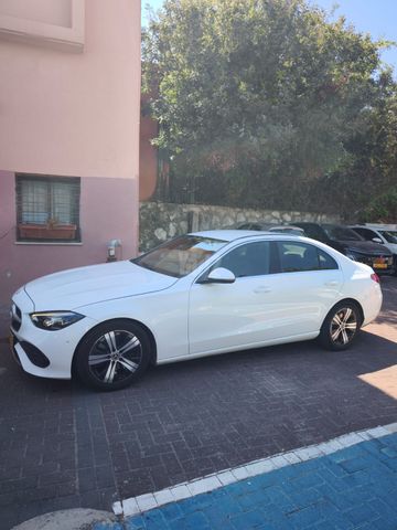 מודעת רכב מרצדס-בנץ C-class