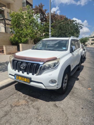 מודעת רכב טויוטה לנד קרוזר