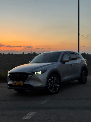 מודעת רכב מאזדה CX-5