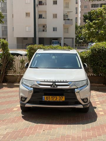 מודעת רכב מיצובישי אאוטלנדר
