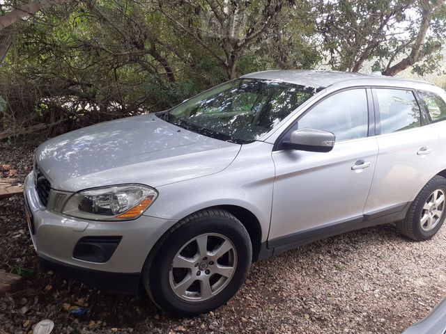 מודעת רכב וולוו XC60
