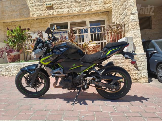 מודעת רכב קאוואסאקי Z400