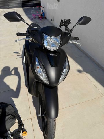 מודעת רכב הונדה VISION110