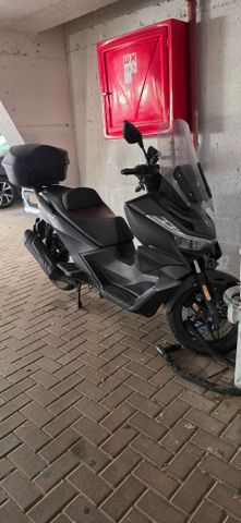 מודעת רכב VOGE SR3