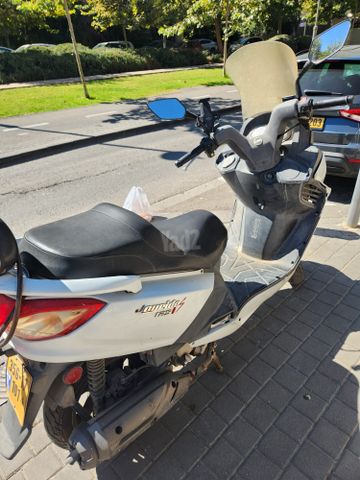 מודעת רכב סאן יאנג ג'וי רייד 125
