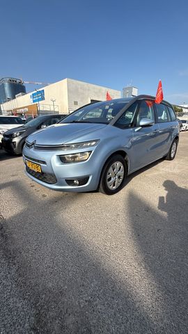 מודעת רכב סיטרואן C4 פיקאסו 1
