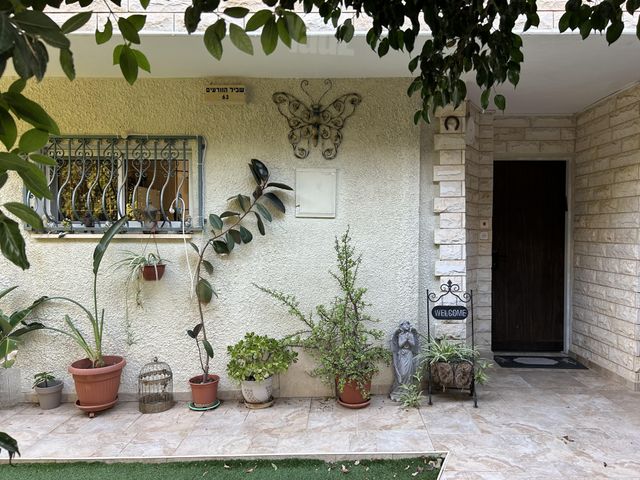 שביל הזורעים 63